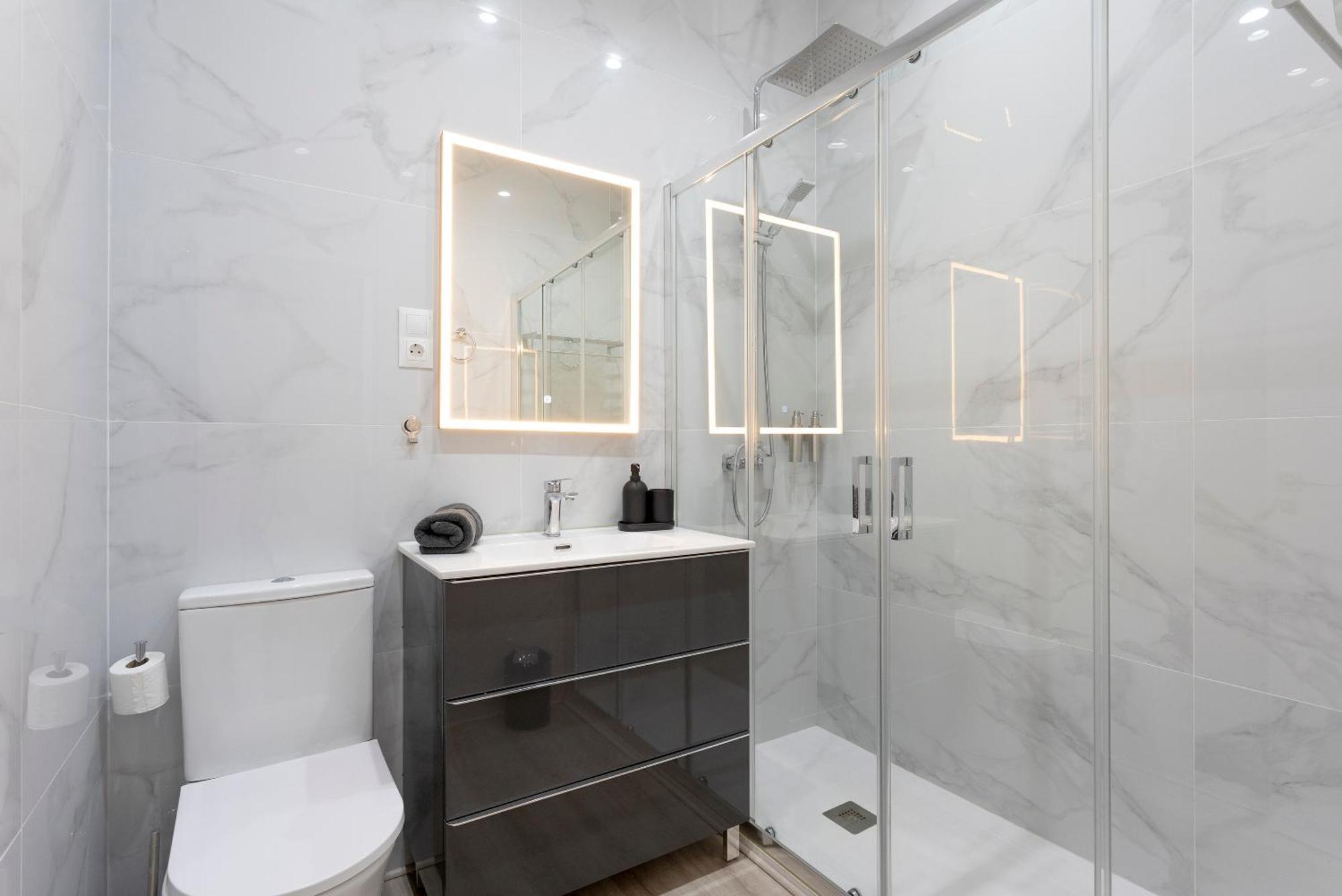 Precioso Apartamento Con Terraza En La Nogalera By Rent Me Torremolinos Eksteriør billede
