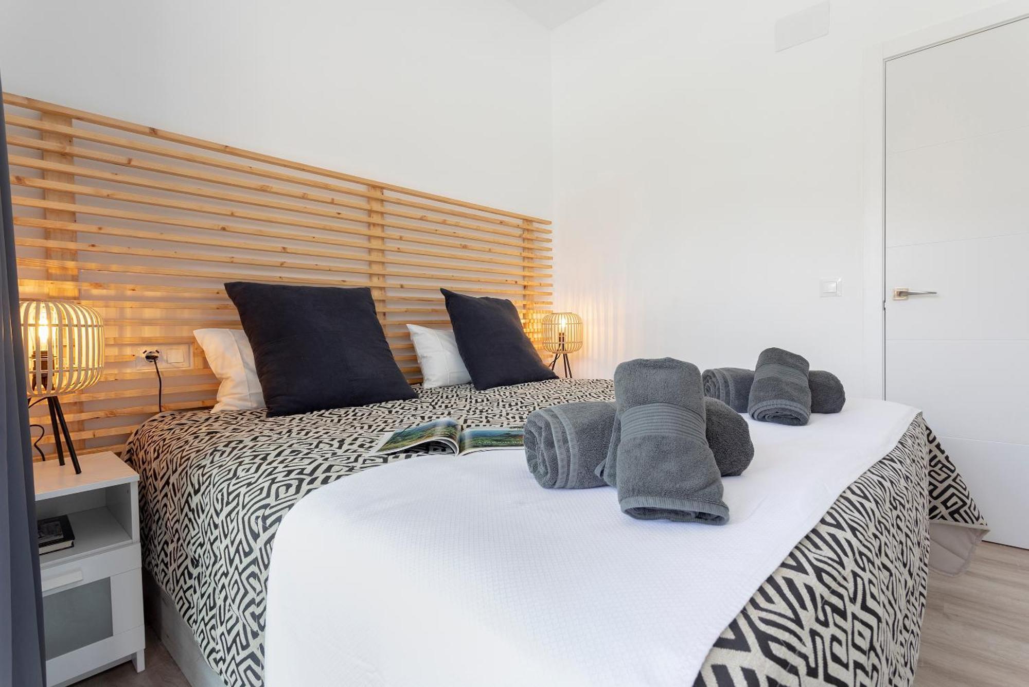 Precioso Apartamento Con Terraza En La Nogalera By Rent Me Torremolinos Eksteriør billede