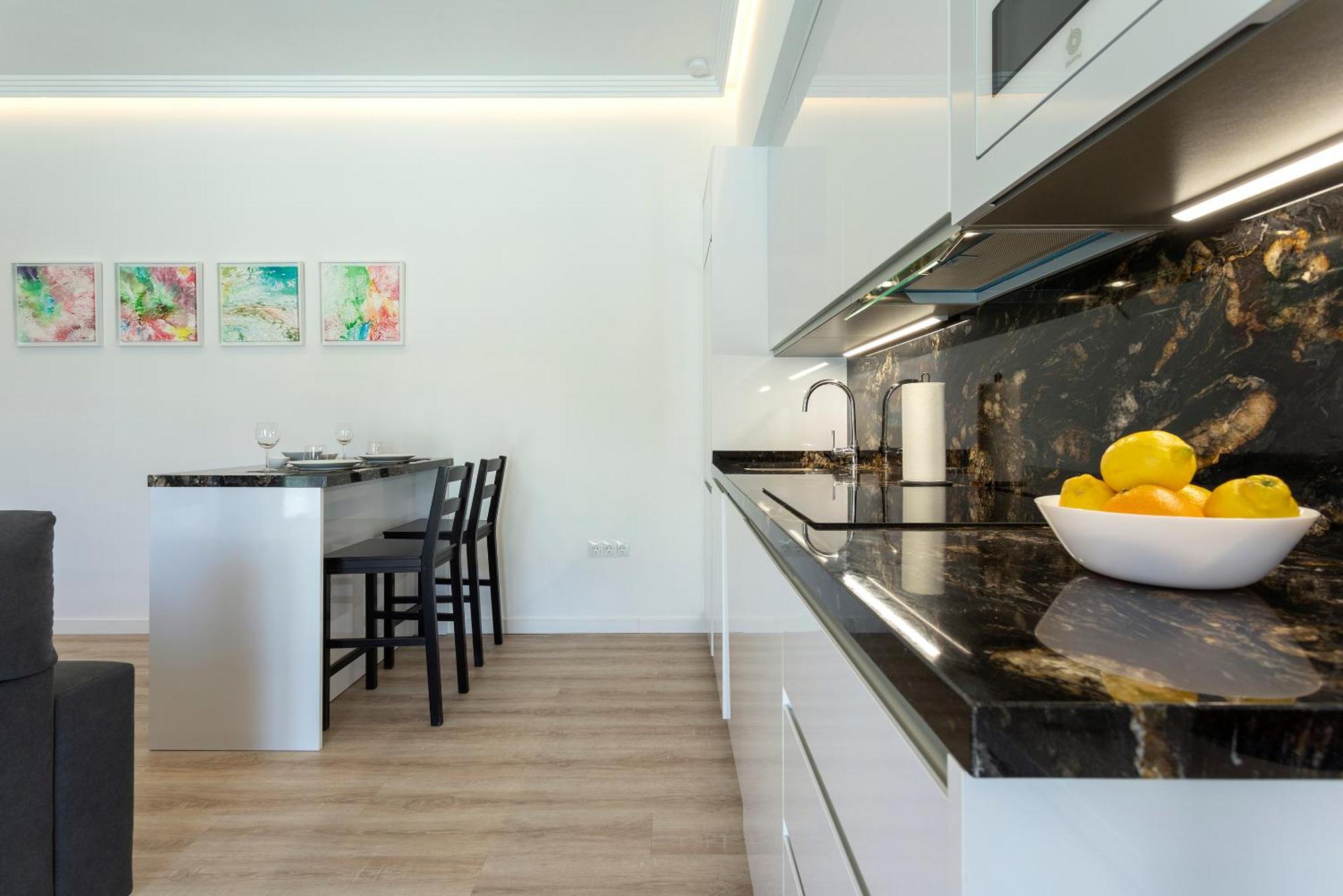 Precioso Apartamento Con Terraza En La Nogalera By Rent Me Torremolinos Eksteriør billede